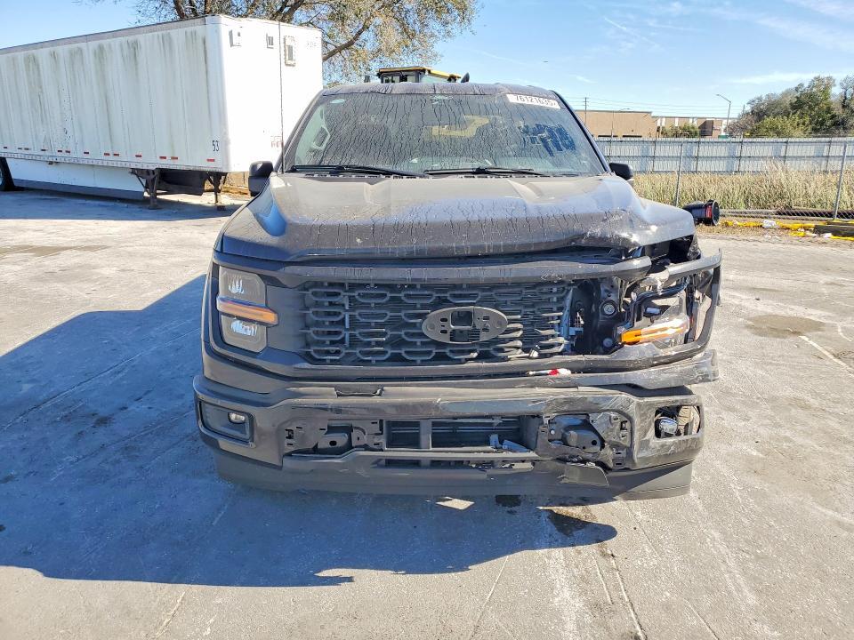2025 Ford F150 stx