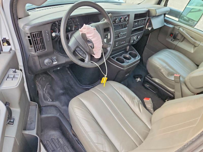 2023 GMC Savana box Truck