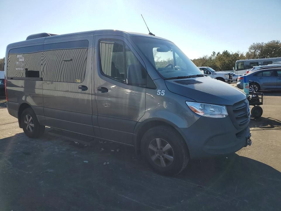 2021 Mercedes-Benz Sprinter 2500