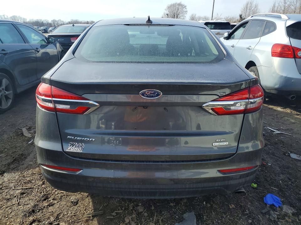 2019 Ford Fusion se