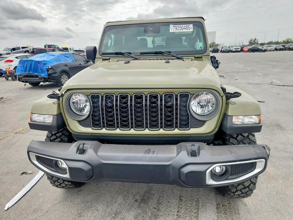 2025 Jeep Gladiator Sport