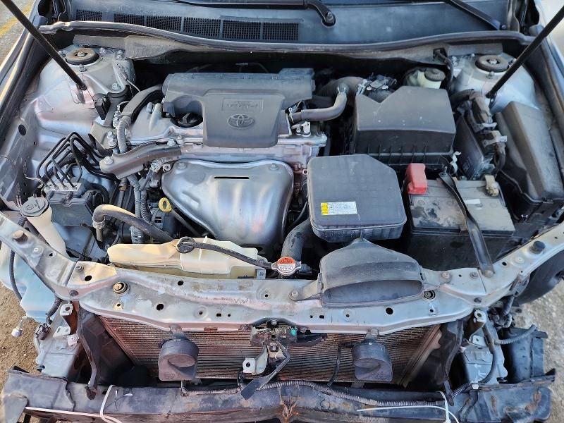 2016 Toyota Camry le