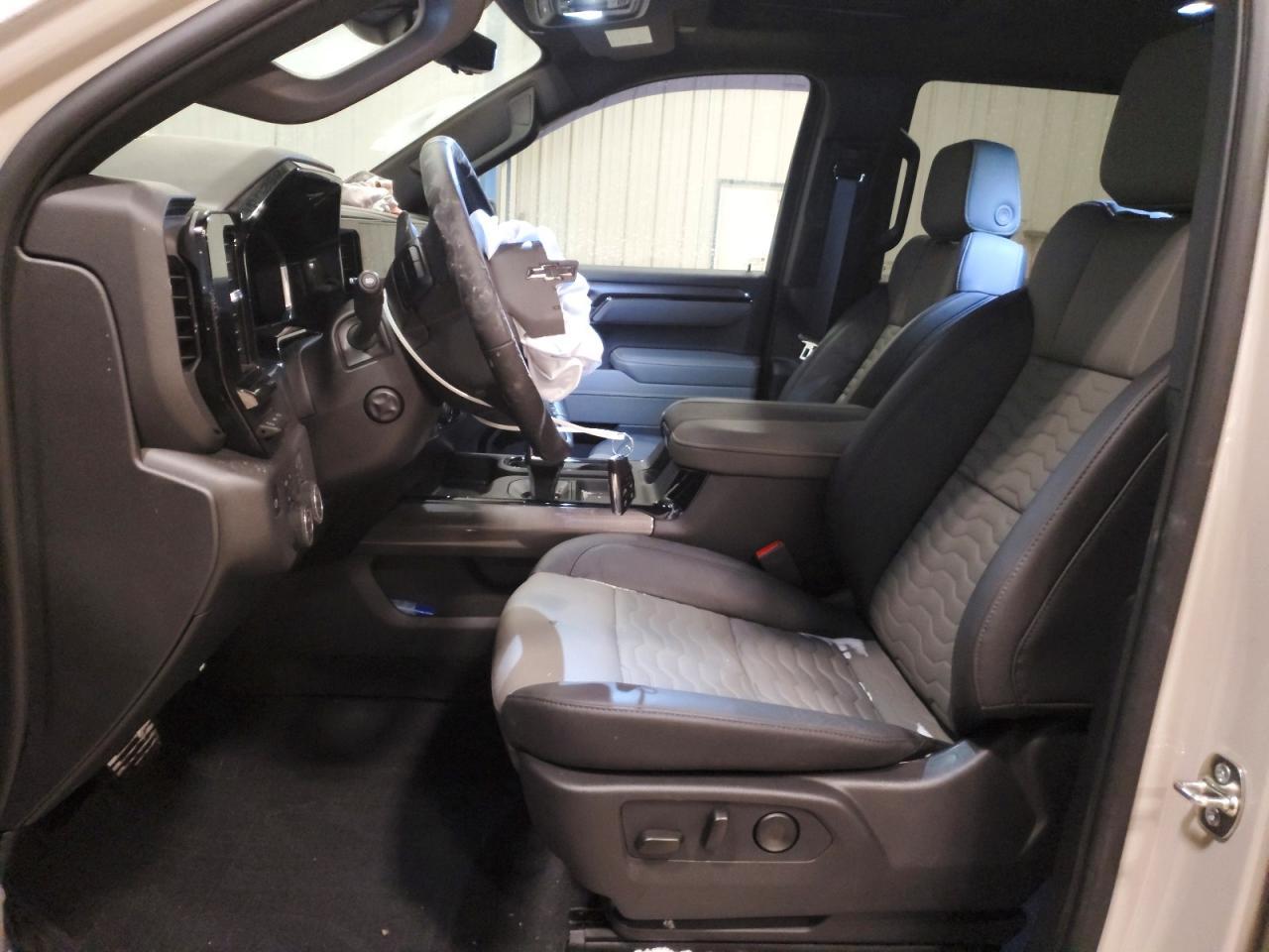 2026 Chevrolet Silverado K1500 ZR2