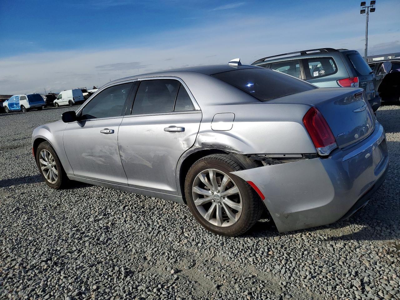 2017 Chrysler 300 Limited