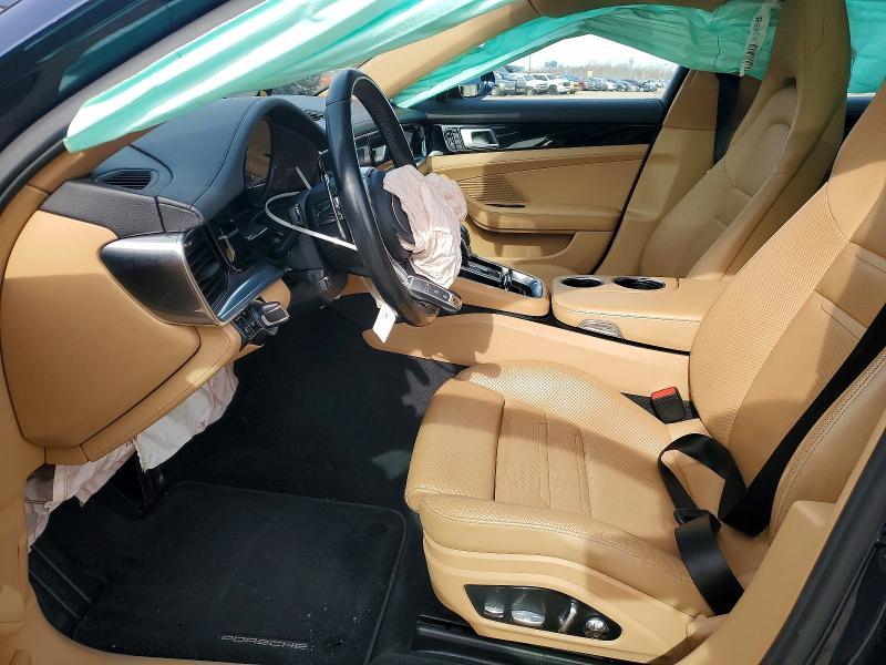 2019 Porsche Panamera Base