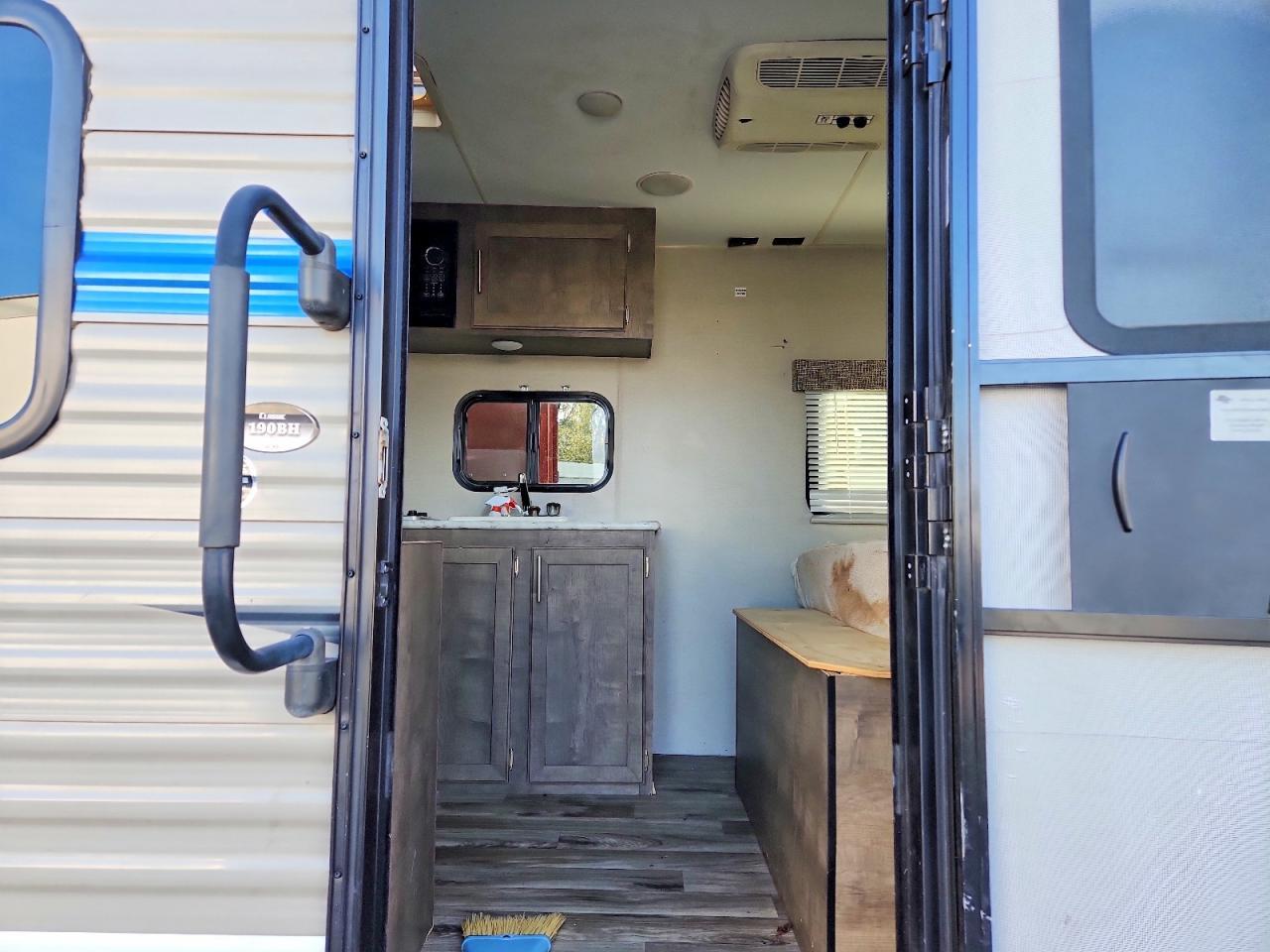 2019 Kz Rv Sportsmen Camper