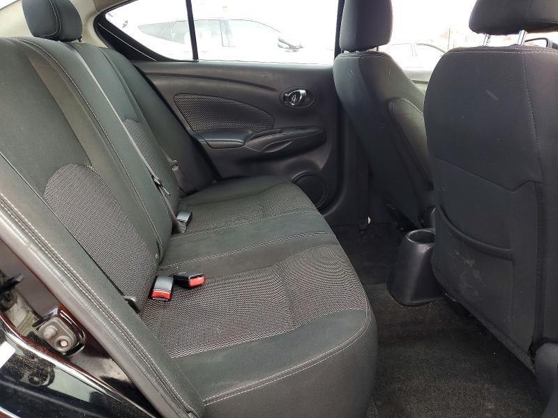2017 Nissan Versa s