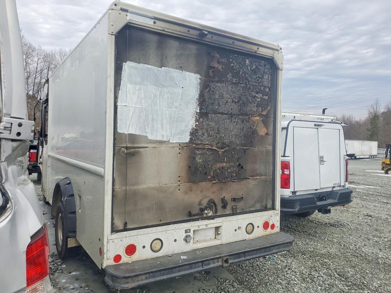 2013 Ford E350 Delivery Truck