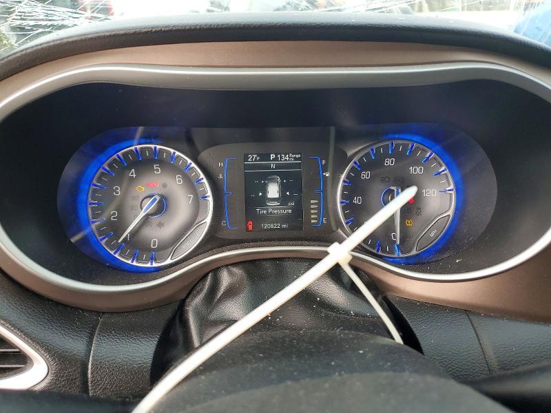 2018 Chrysler Pacifica Touring l