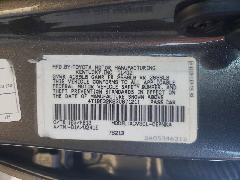 2003 Toyota Camry le