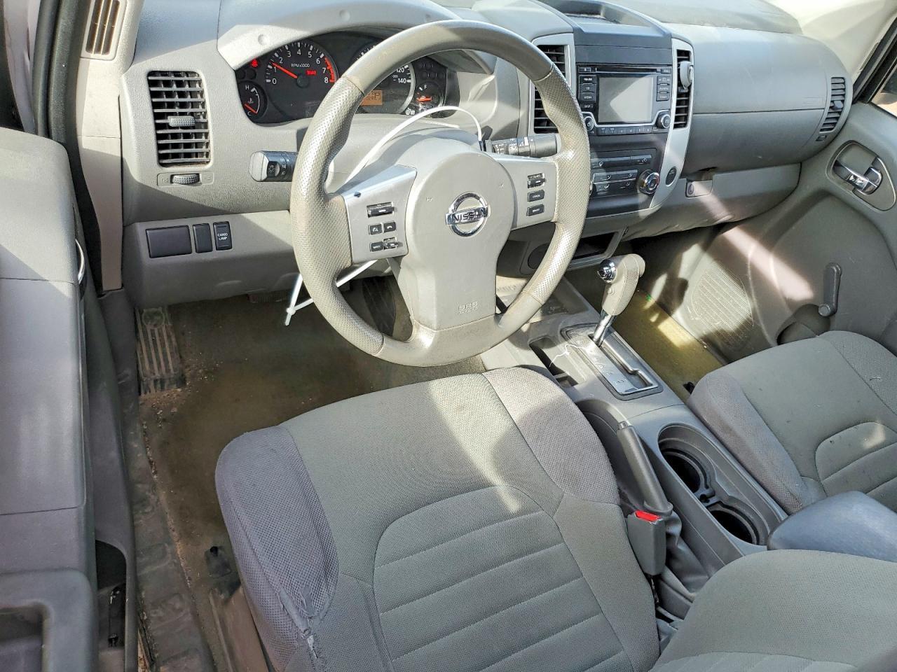 2017 Nissan Frontier s