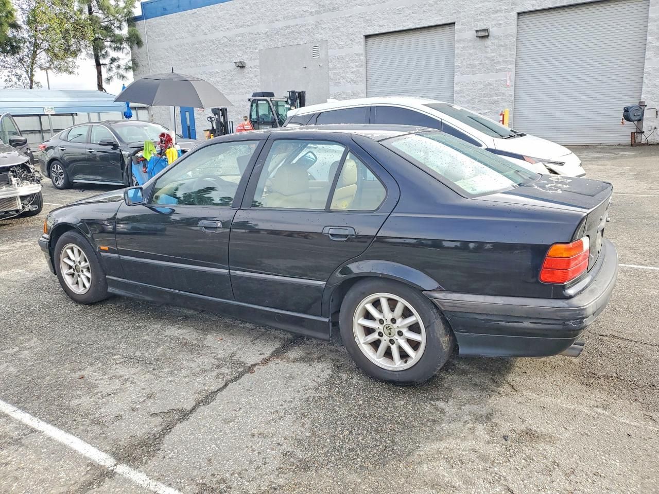 1998 BMW 328 i Automatic