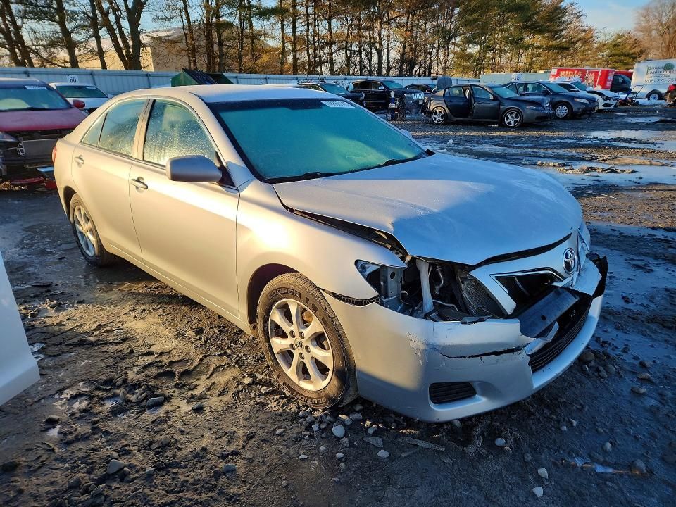 2011 Toyota Camry le
