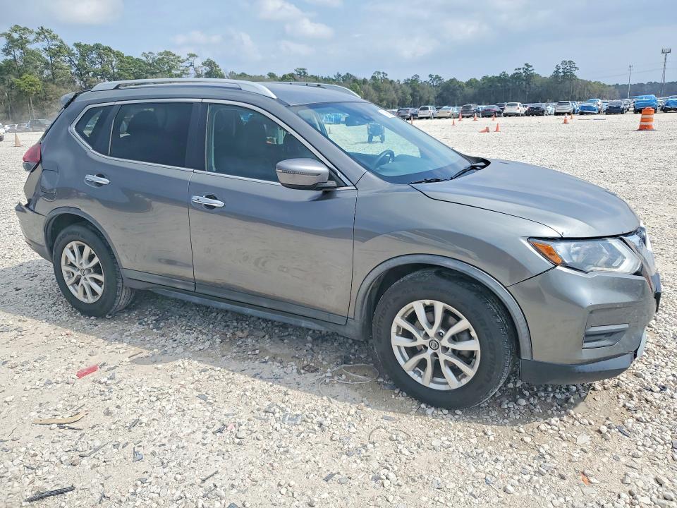 2020 Nissan Rogue s