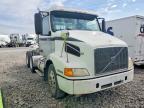 1999 Volvo VN Semi Truck