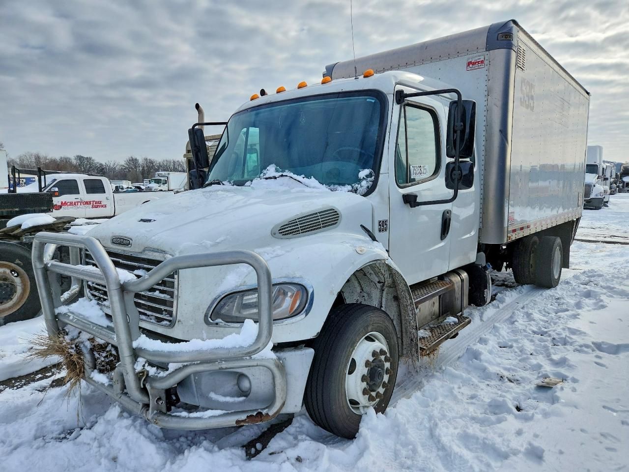 2021 Freightliner M2 106 MED-BOX Truck