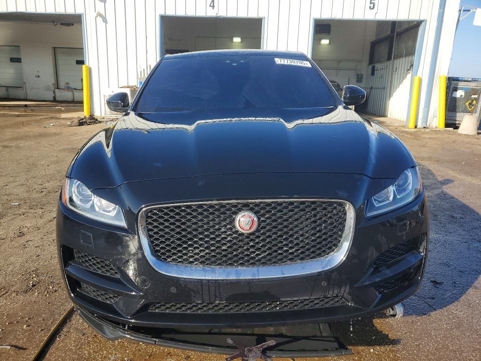 2020 Jaguar F-pace Prestige