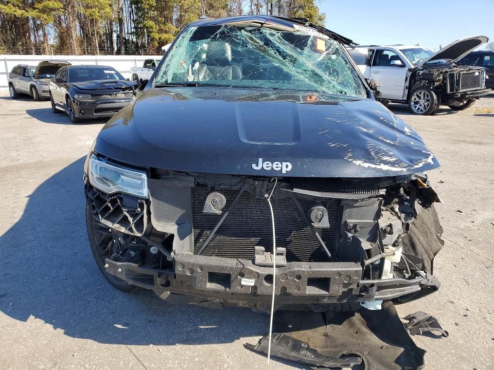 2018 Jeep Grand Cherokee Summit