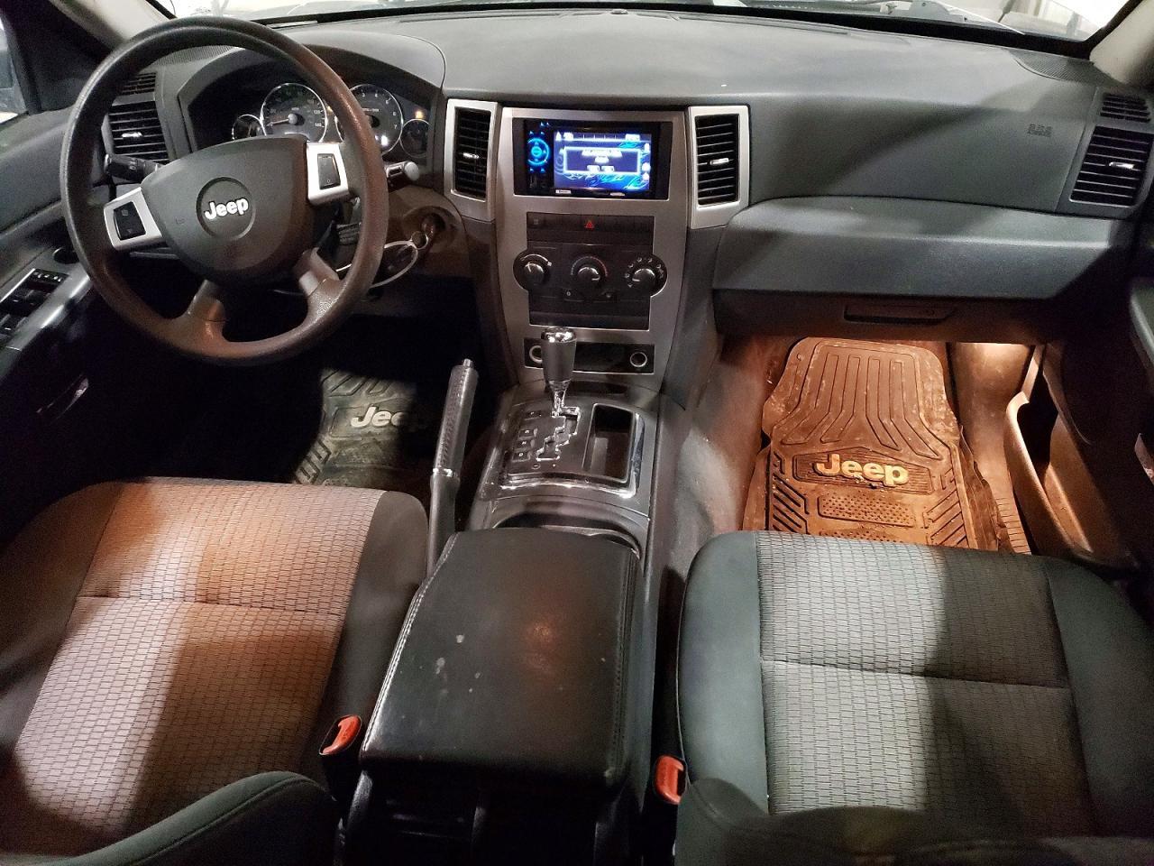 2009 Jeep Grand Cherokee Laredo