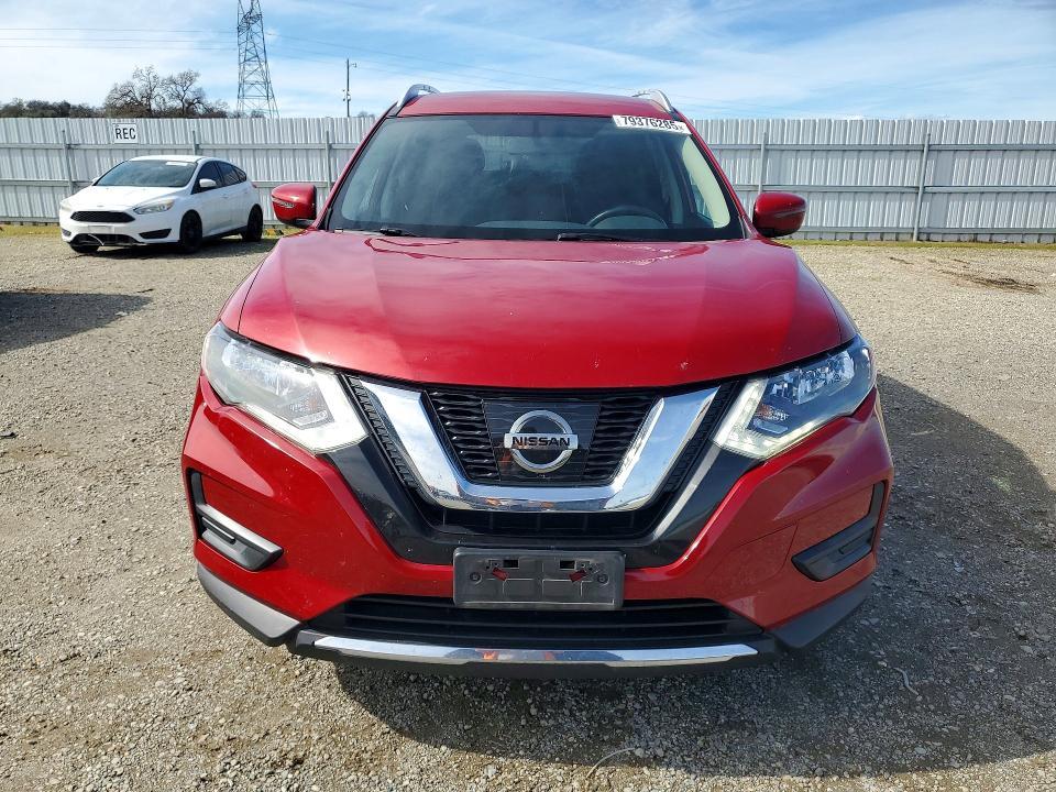 2017 Nissan Rogue sv