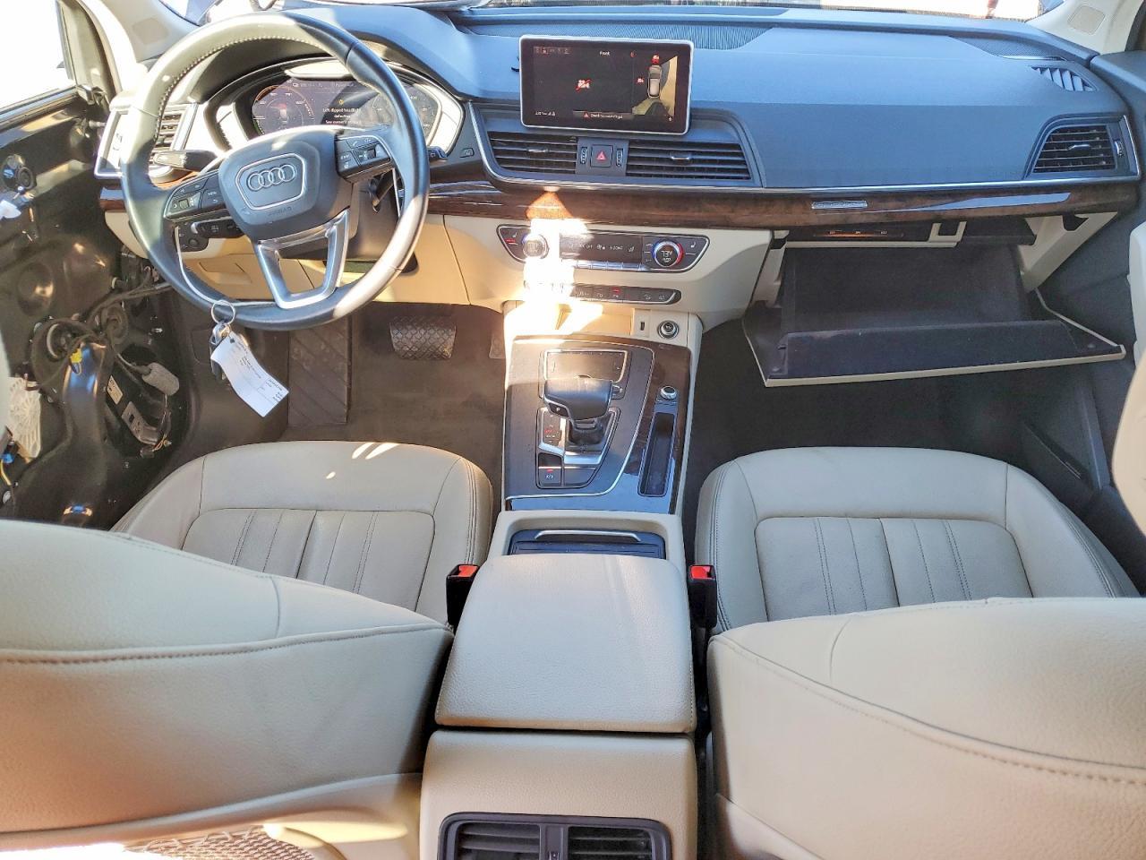 2020 Audi Q5 e Prestige