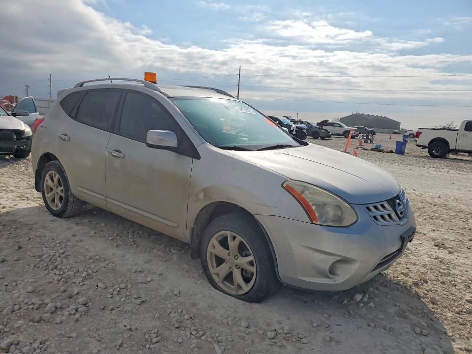 2011 Nissan Rogue s