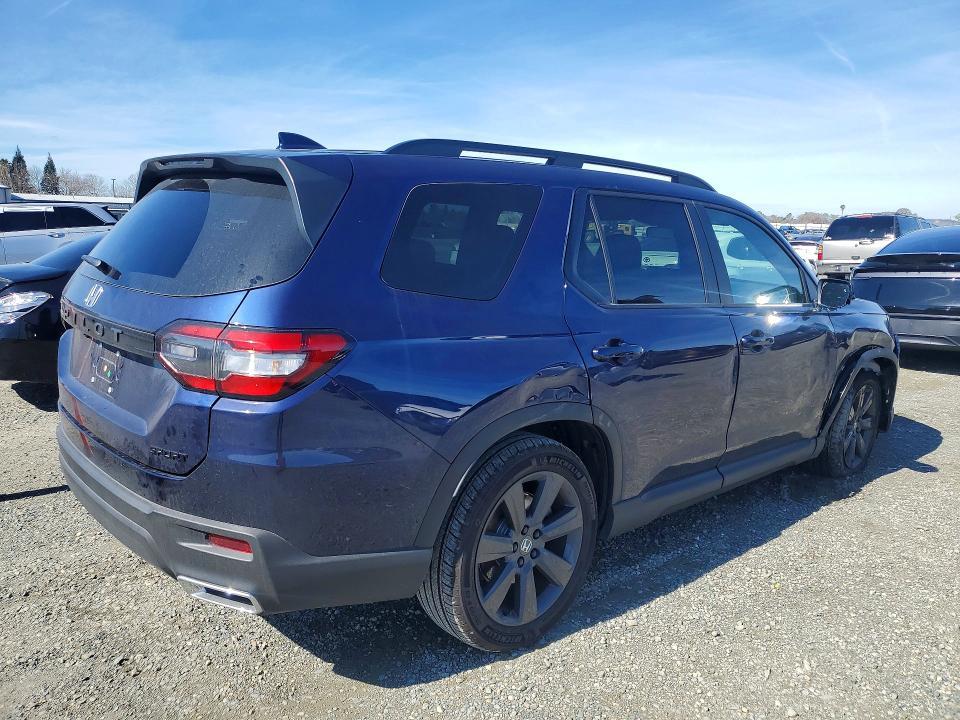 2023 Honda Pilot Sport