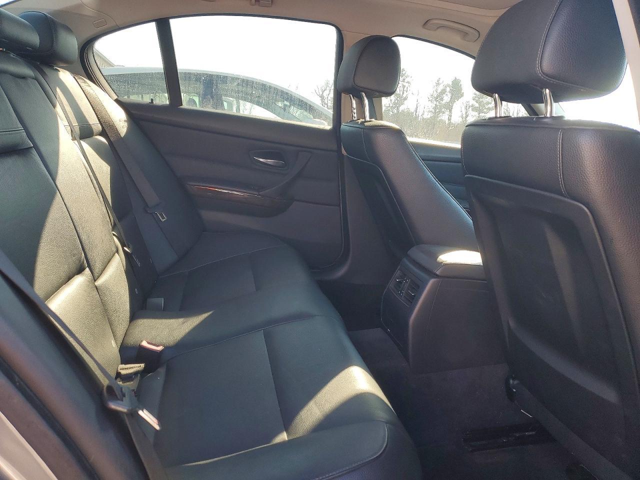 2010 BMW 328 xi Sulev