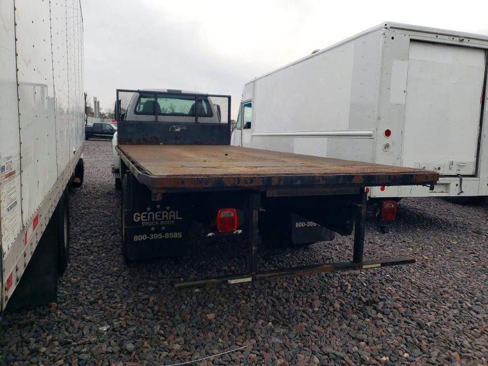2015 Ford F650 Super Duty Flatbed Truck