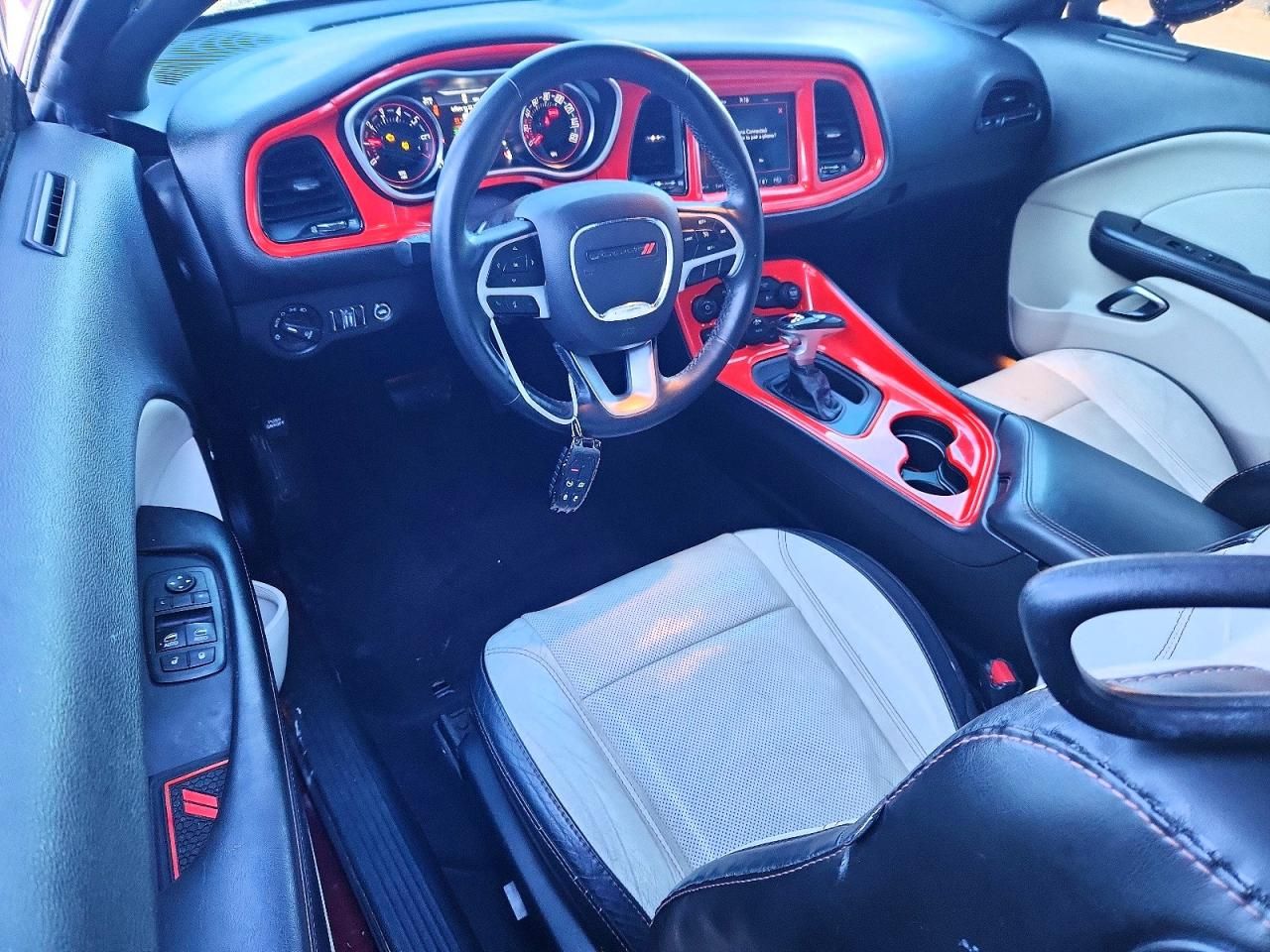 2018 Dodge Challenger sxt