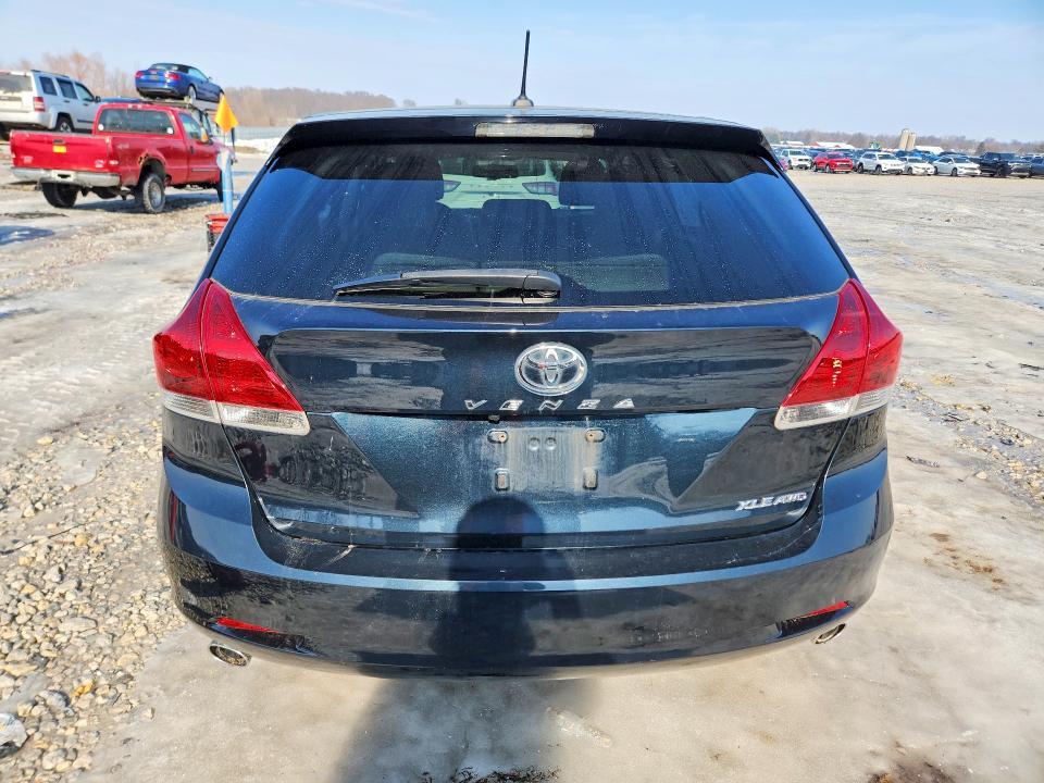 2015 Toyota Venza le