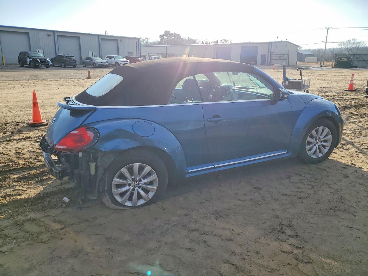 2018 Volkswagen Beetle s