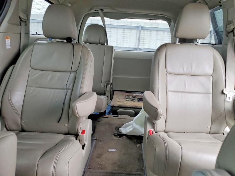 2016 Toyota Sienna xle Premium 7-passenger