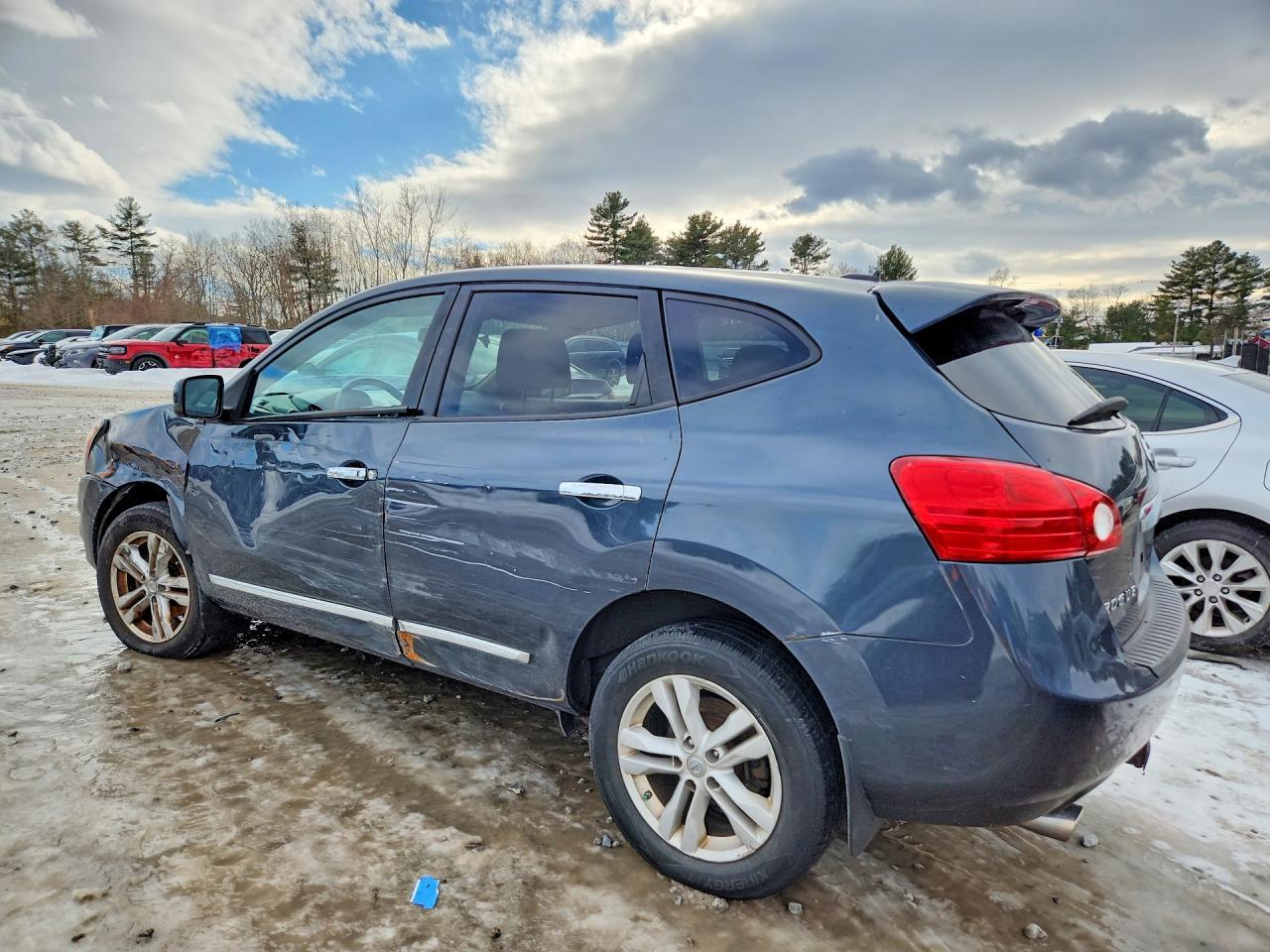 2013 Nissan Rogue s