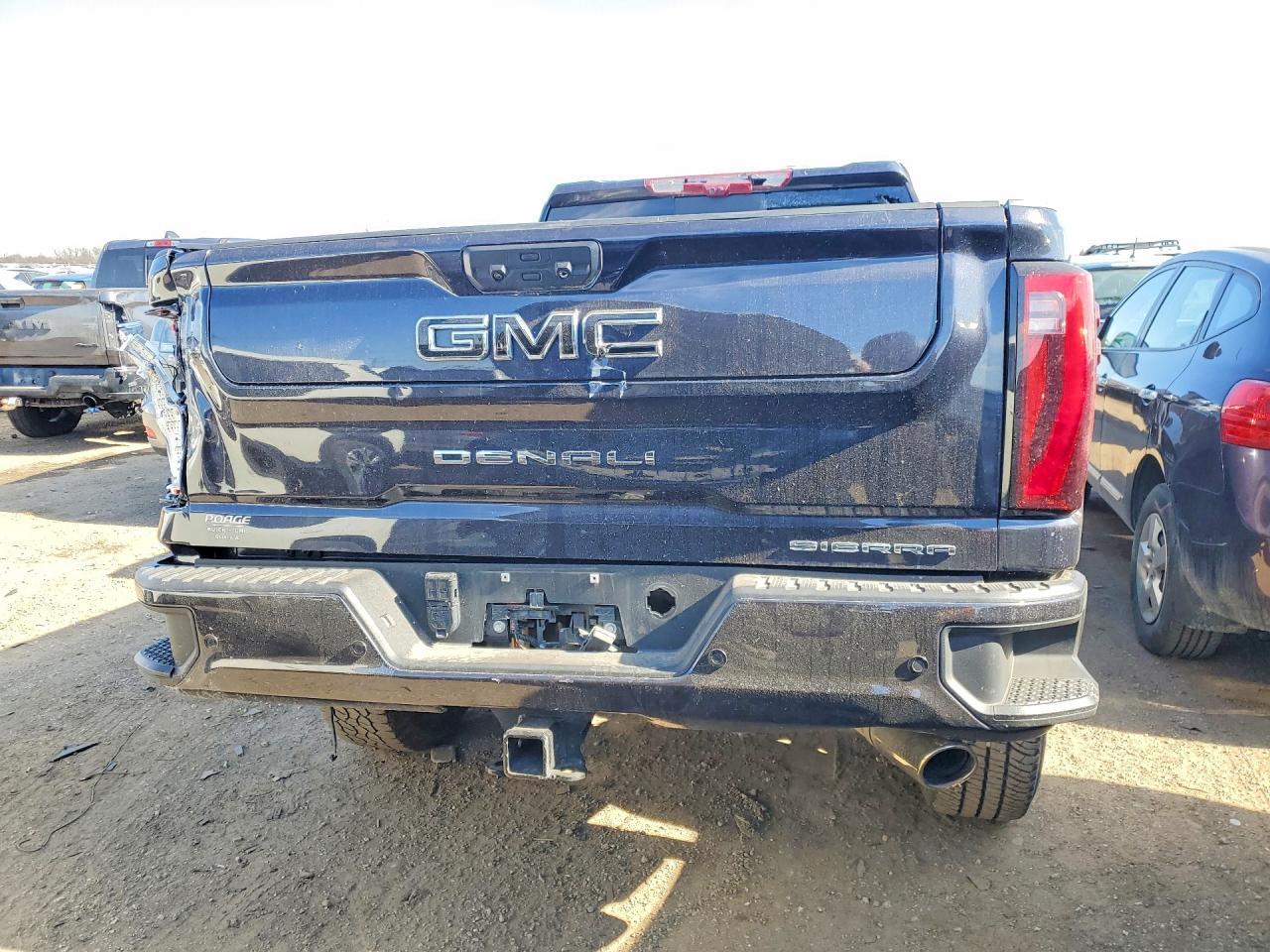 2024 GMC Sierra K2500 Denali