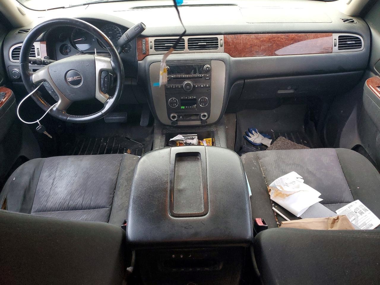 2012 GMC Yukon xl C1500 sle