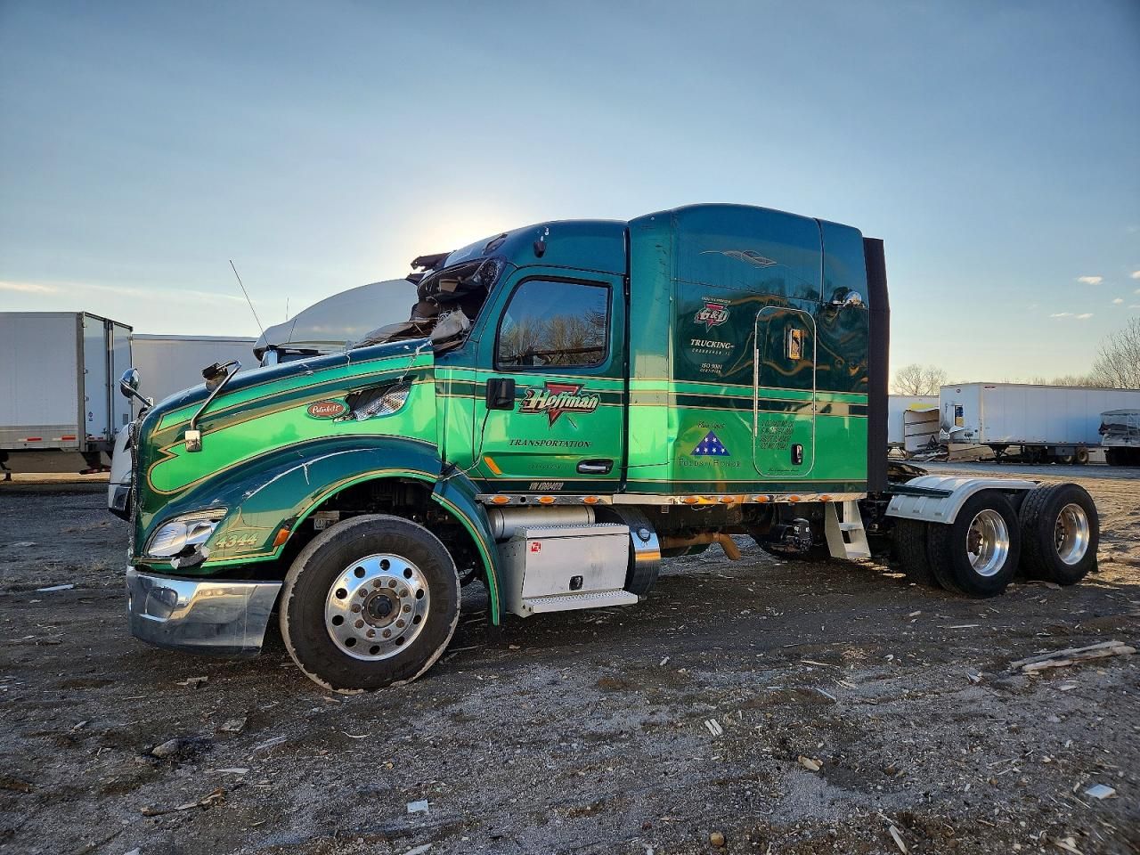 2019 Peterbilt 579 Semi Truck