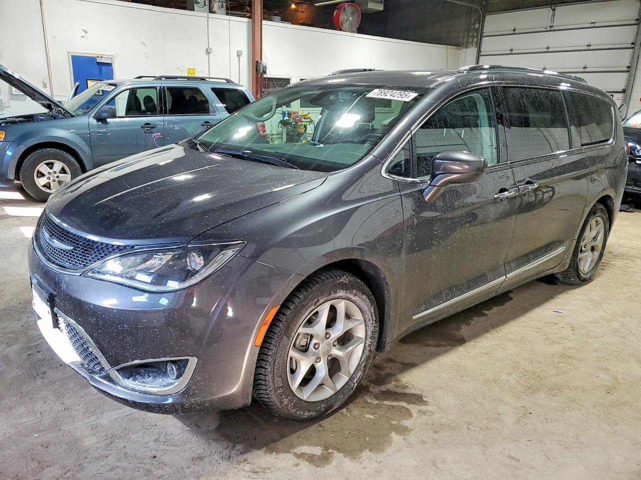2019 Chrysler Pacifica Touring l Plus