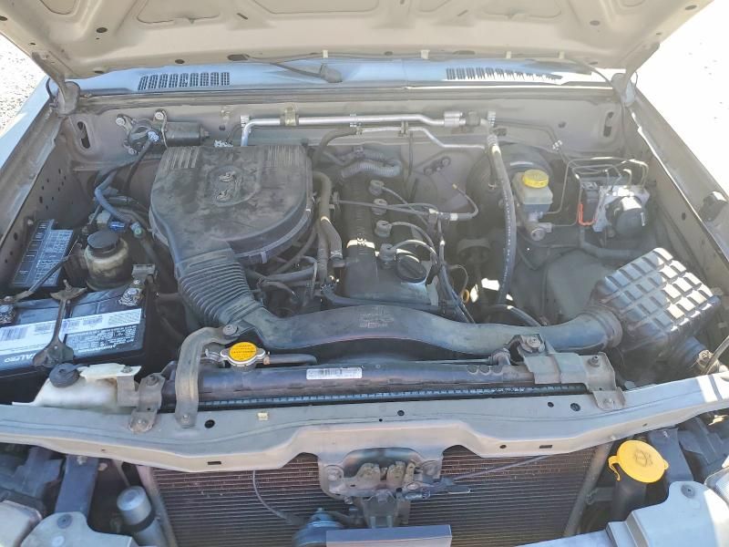 2004 Nissan Frontier King cab xe