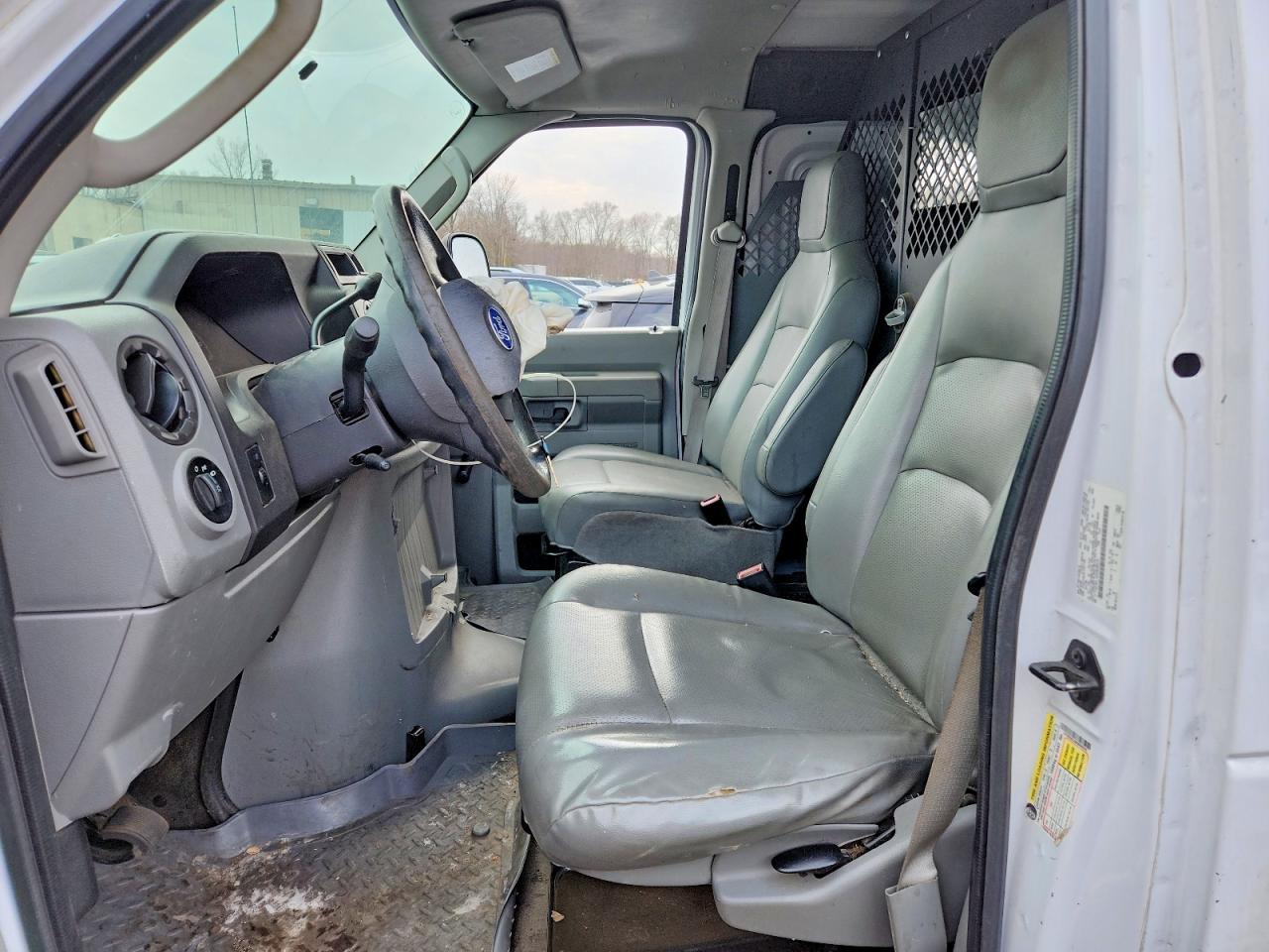 2013 Ford E250 Utility / Service Van