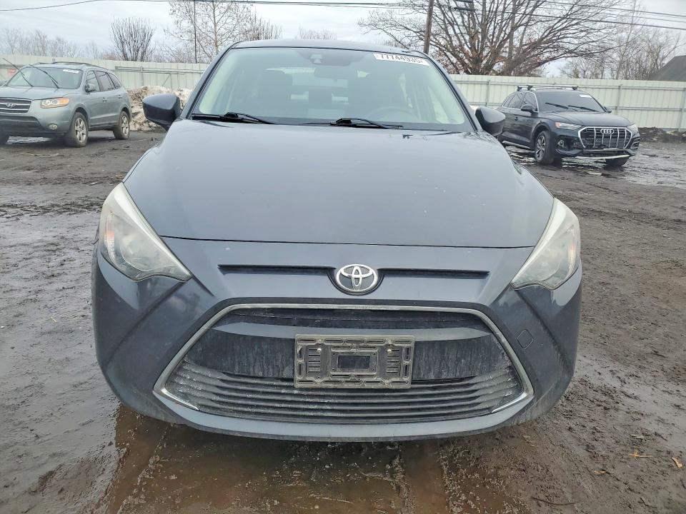 2017 Toyota Yaris ia Base