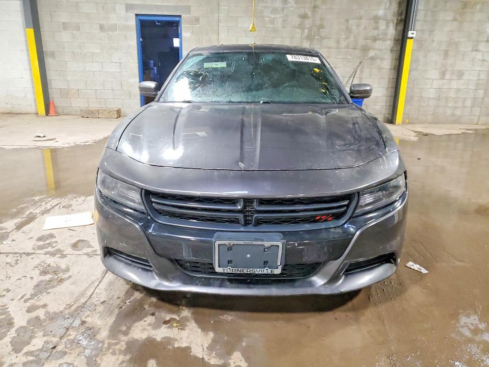 2016 Dodge Charger r