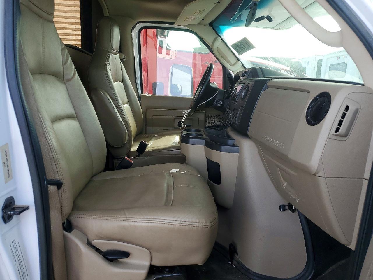 2018 Ford E350 RV