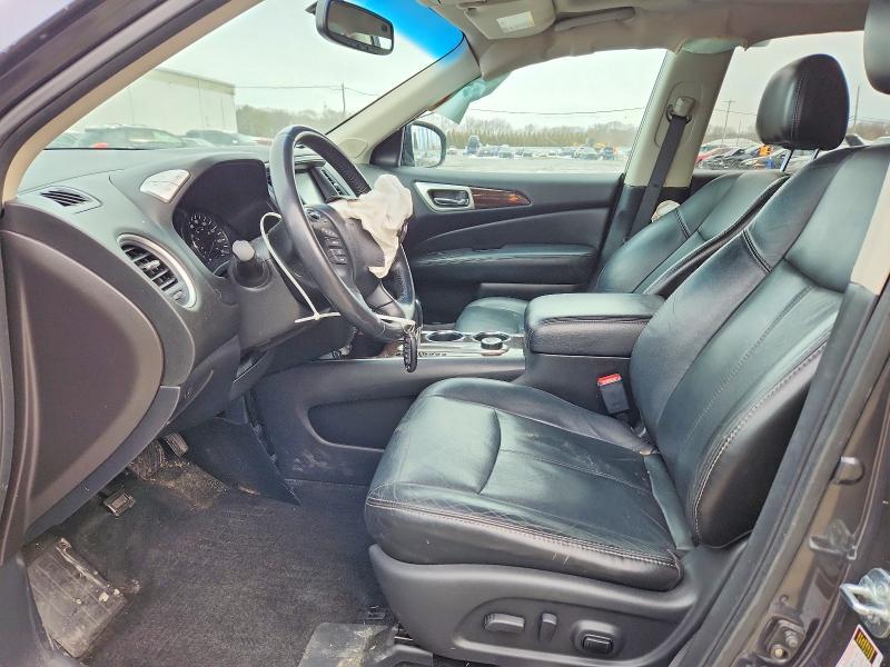 2013 Nissan Pathfinder s