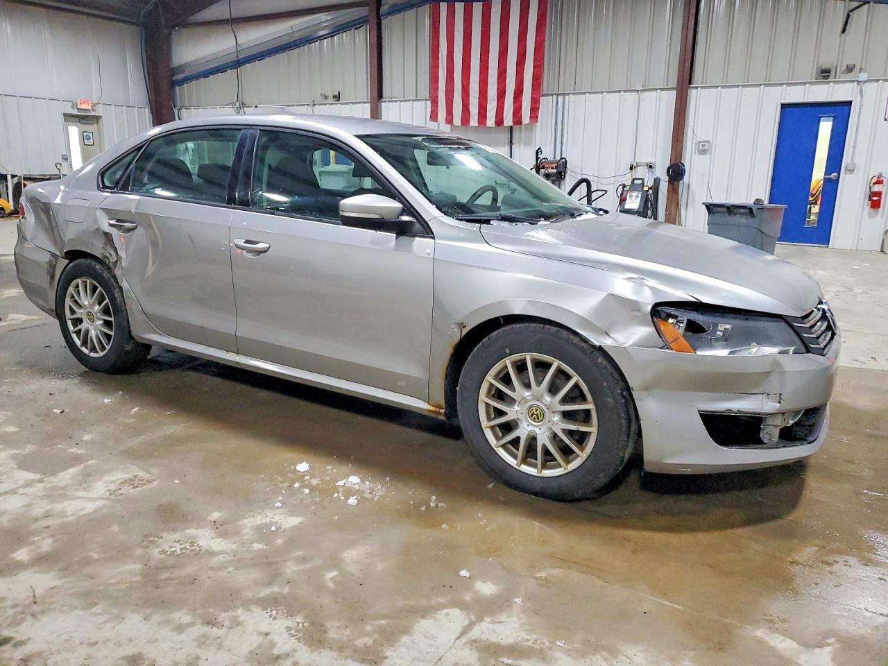 2013 Volkswagen Passat s