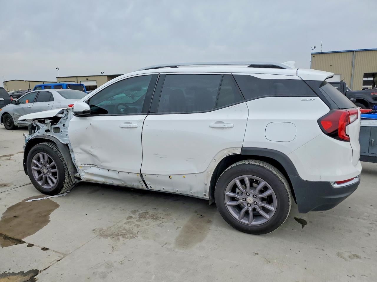 2023 GMC Terrain slt
