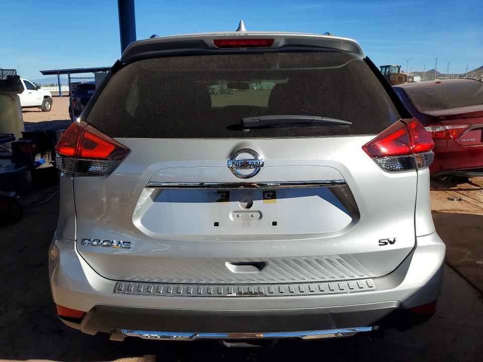 2018 Nissan Rogue sv