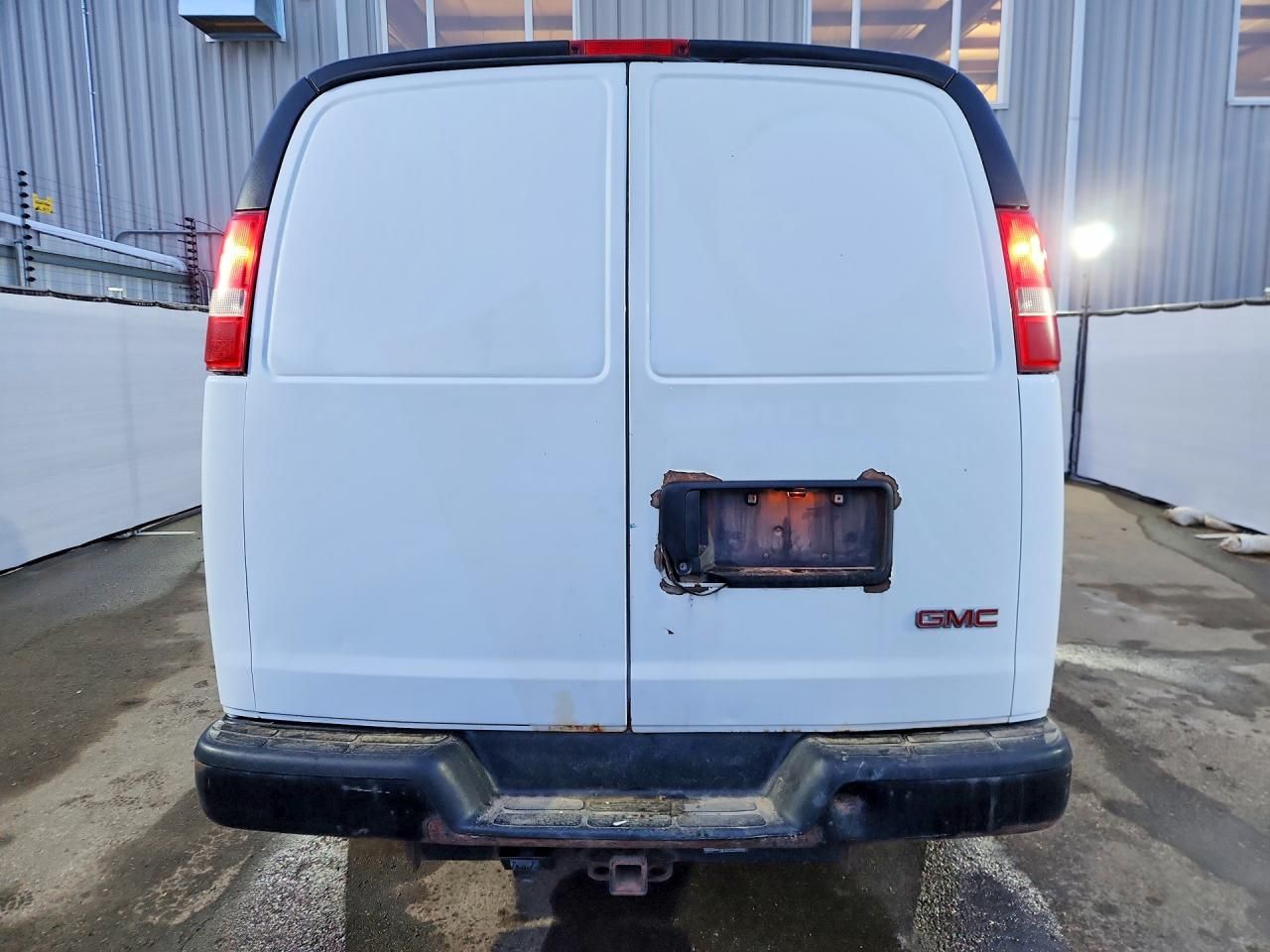 2013 GMC Savana G3500