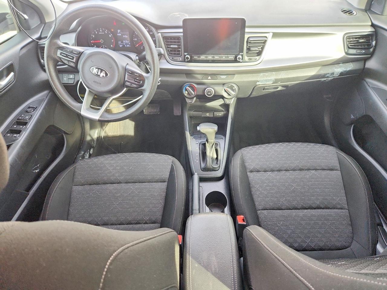 2021 KIA Rio s