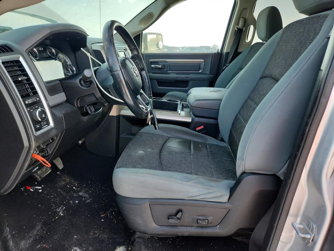 2014 Dodge Ram 1500 slt